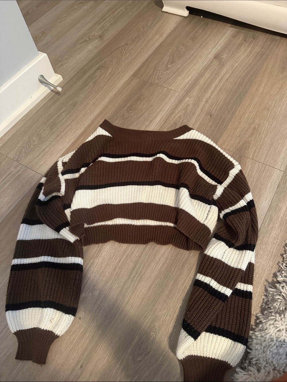 SHEIN Brown and White Striped Cropped Knit Long Sleeve Top